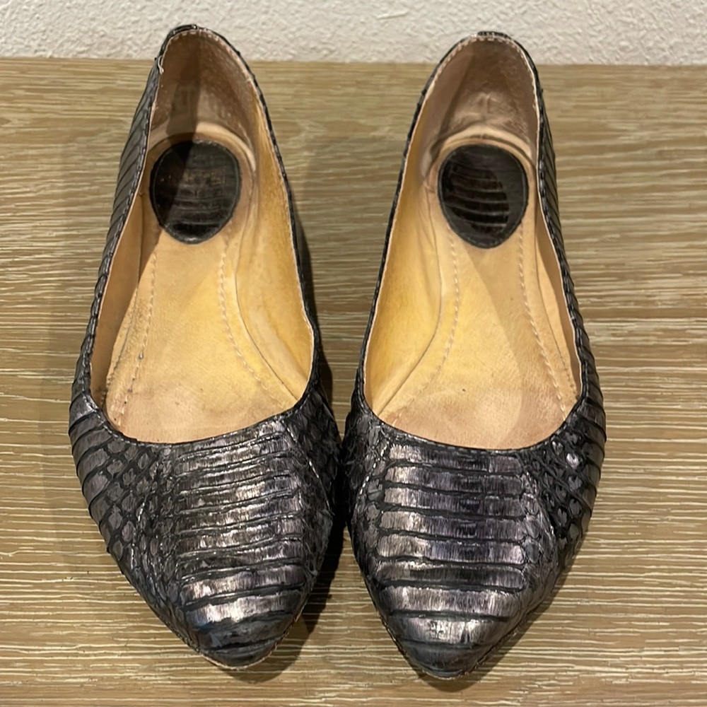 Frye Ballet Slippers Gray Metallic Size 8